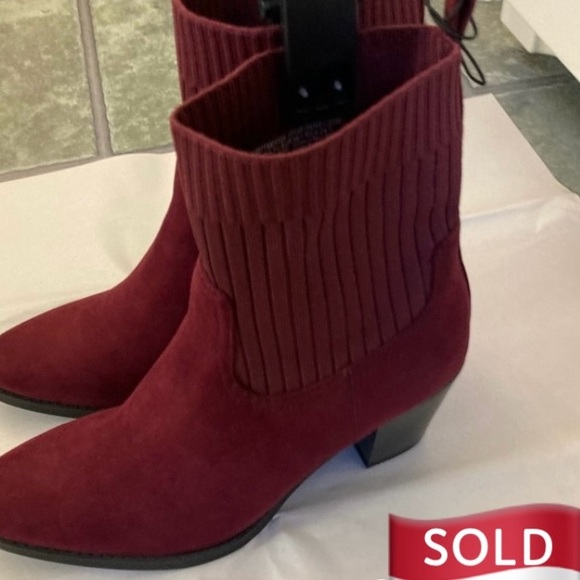 Time and Tru Shoes - NWT Burgundy Microsuede Boots